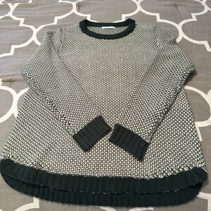 Betsey’s Boutique Green Sweater